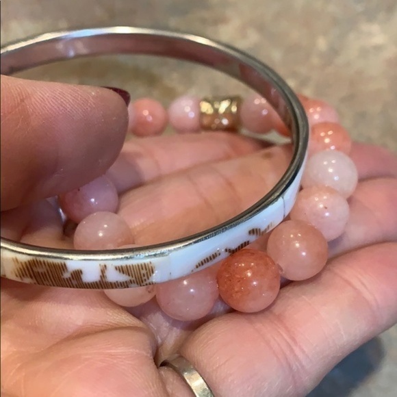 💐5/25 Trendy 2 bracelet lot bundle glass shell - Picture 6 of 6